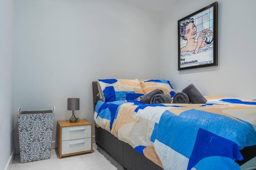 런던 Cool Dalston Studio With Balcony And Gym 아파트 외부 사진