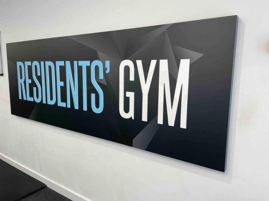 런던 Cool Dalston Studio With Balcony And Gym 아파트 외부 사진